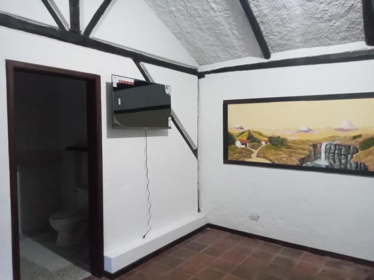 Quinta Los Eucaliptos Villa Quito Exteriör bild